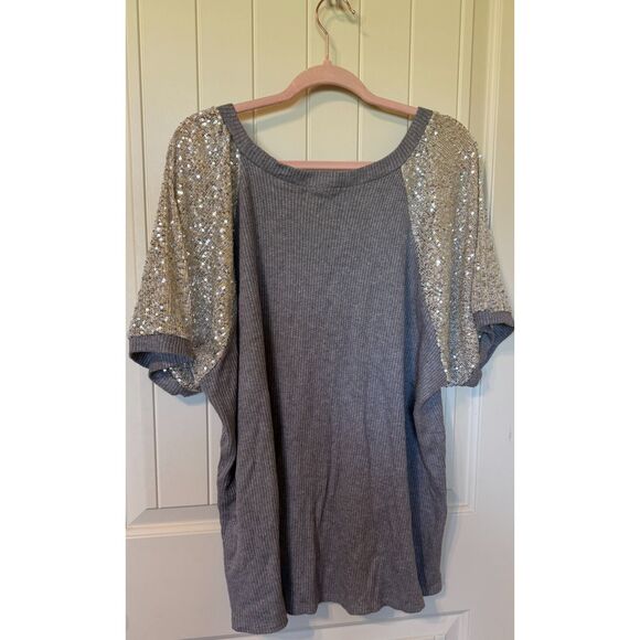 Tea, Please Grey Sequined Short Sleeve Shirt Women's Size 3X - Picture 2 of 9